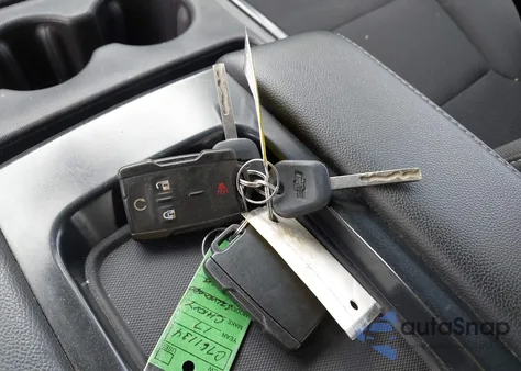 2017 Chevrolet Silverado 1500 2Lt z USA, uszkodzony, nr VIN 1GCVKREC4HZ314068